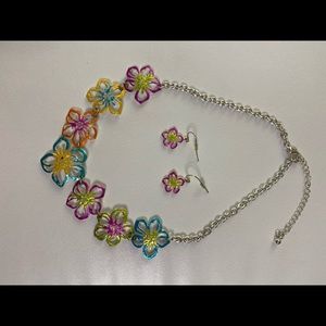 Silver Tone Flower Necklace and Matching Earrings